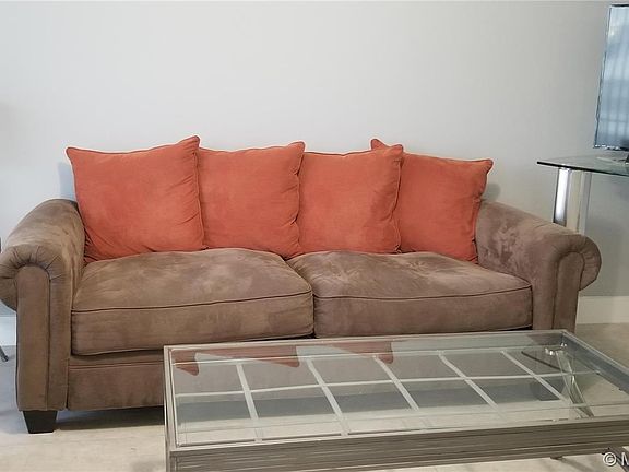 2nd image of 16565 NE 26th Ave APT 4I