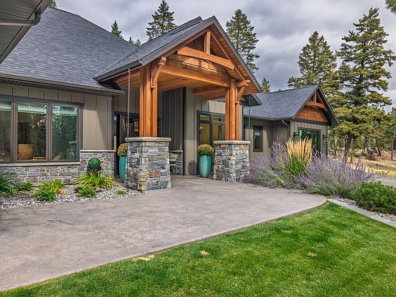 2nd image of 26 Eagle View Dr
