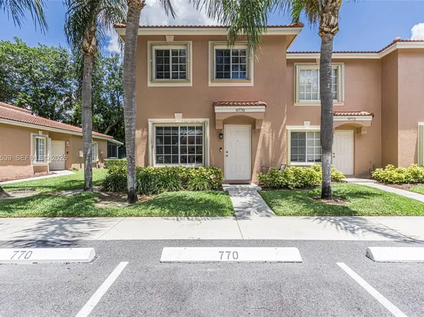 9770 Kamena Cir, Boynton Beach, FL 33436