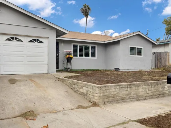 3011 Thunder Dr, Oceanside, CA 92056