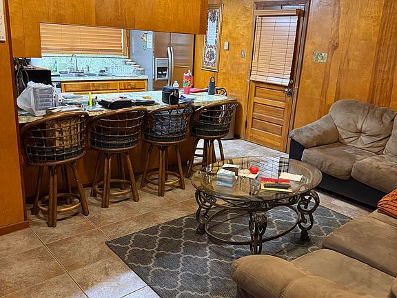3rd image of 944 Savanna View Dr
