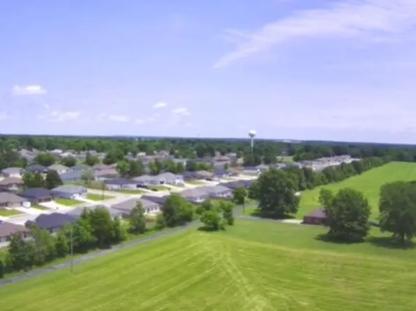 864 S Madison Street, Strafford, MO 65757