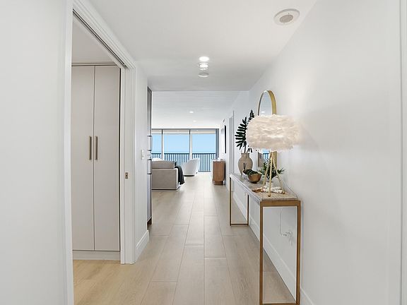 3rd image of 10851 Gulf Shore Dr APT 904