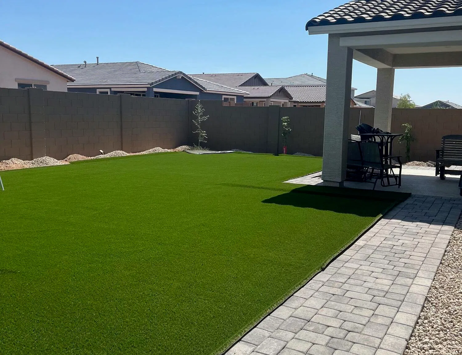 3 bed, 2.5 bath, 2078 sqft, $1,995 — Photo 3
