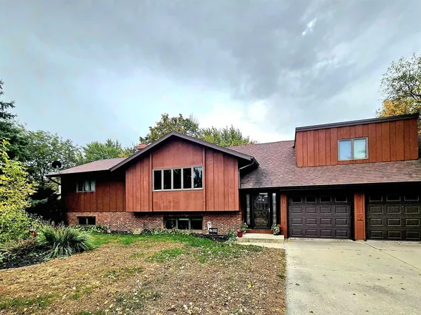 1902 E Lucas St, Algona, IA 50511