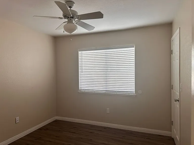 5904 Alimar Dr — Photo 24