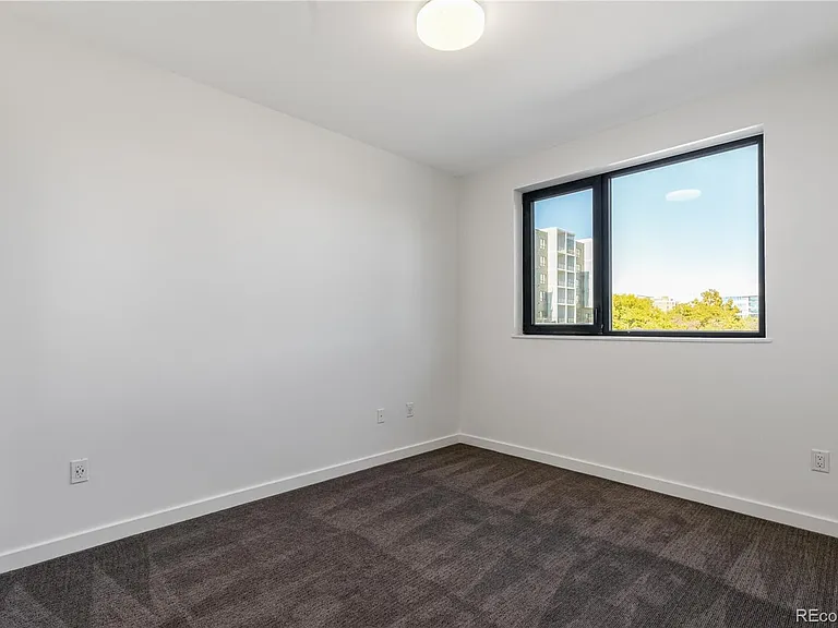 1601 Park Ave #307 — Photo 15