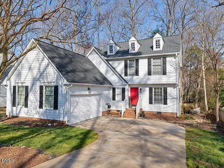 8625 Vanburgh Ct — Photo 1