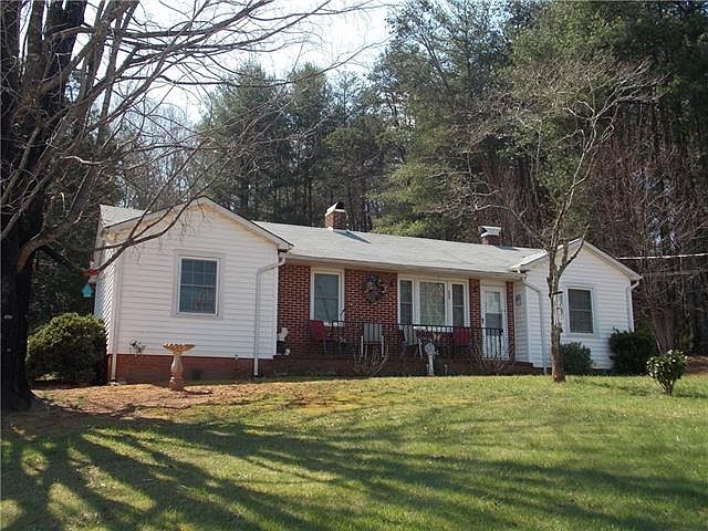 1st image of 345 Shasta Ln