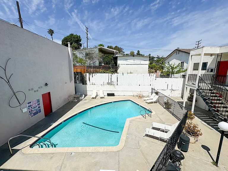 4375 York Blvd #111 — Photo 26