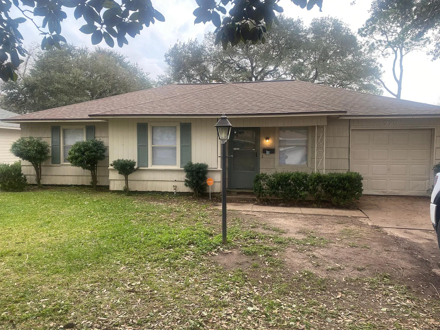 3 bed, 1465 sqft, $1,600 — Photo 1