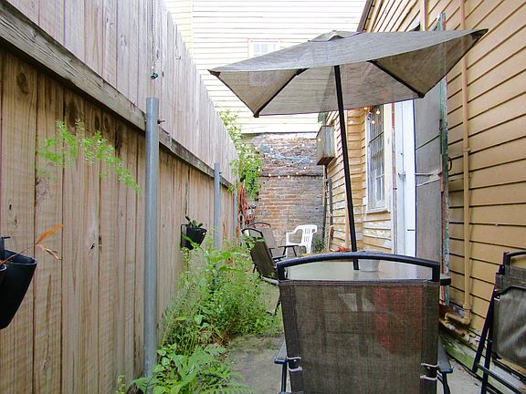 5th image of 2447 Dauphine St