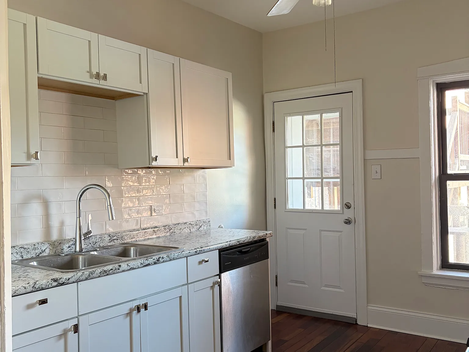 2 bed, 1600 sqft, $3,475 — Photo 2