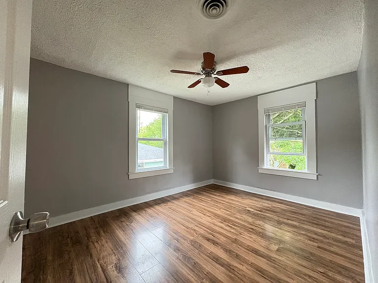 73 Burr St #2 — Photo 11