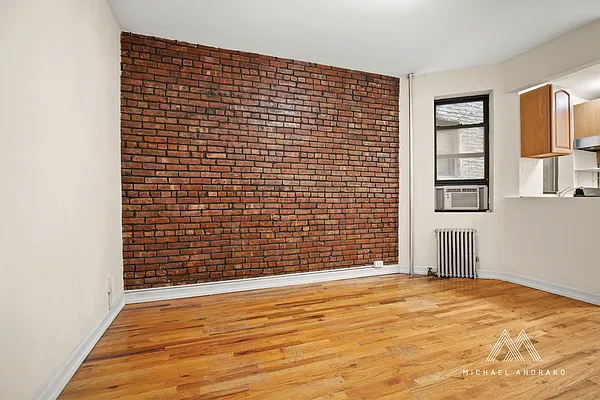 Rented by Cooper & Cooper Real Estate | media 12