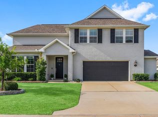 2125 Rope Maker Rd, Conroe, TX 77384