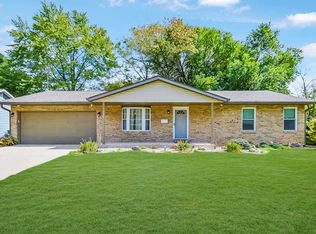 242 Weber Rd, O Fallon, IL 62269