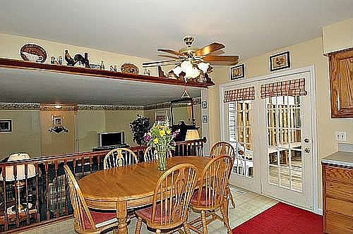 Large Table Space in Kitchen