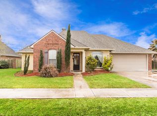 406 Gayle Dr, Carencro, LA 70520