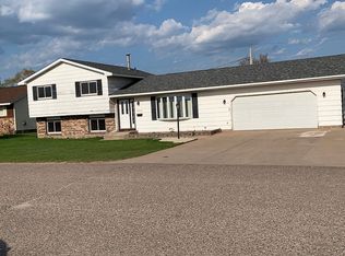 942 Hungerford Ave, Negaunee, MI 49866