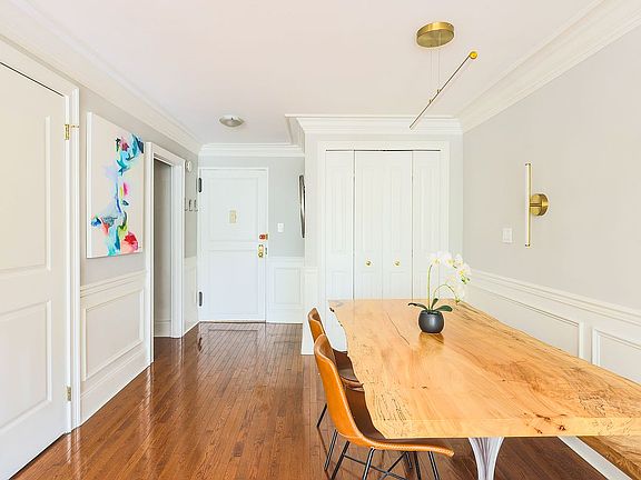3rd image of 251 E 32nd St #3D
