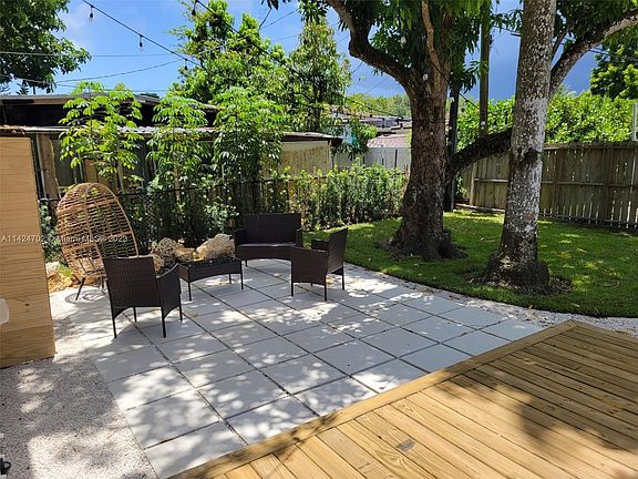 5th image of 5866 SW 60th St #3