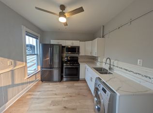 425 Smith Ave N #2, Saint Paul, MN 55102