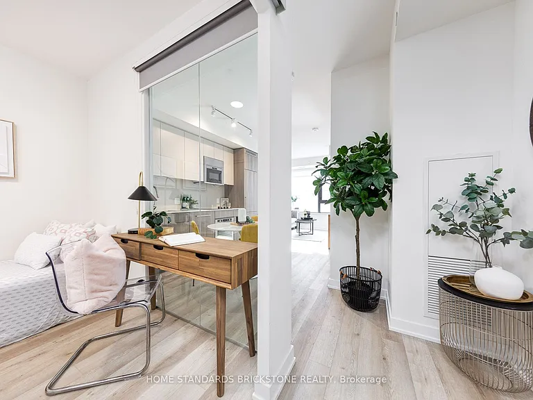 840 Saint Clair Ave W #314 — Photo 8