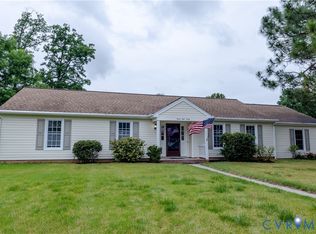 3830 Perthshire Ln, Colonial Heights, VA 23834