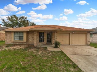 7818 Hiawatha St, Baytown, TX 77521