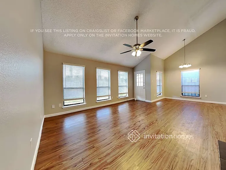 519 Thomas Trl — Photo 3