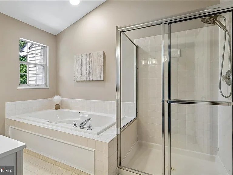6316 Cider Barrel Cir — Photo 32
