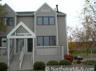 1585 W Wayzata Blvd, Long Lake, MN 55356
