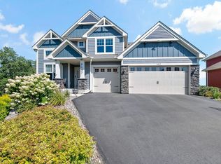 8457 Krey Lake Ct, Victoria, MN 55386