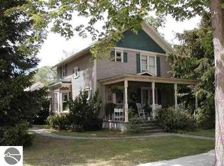 316 S Walnut St, Kalkaska, MI 49646