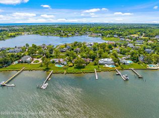 49 Gooseneck Point Rd, Oceanport, NJ 07757