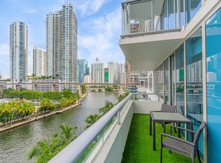 185 SW 7th St APT 702, Miami, FL 33130
