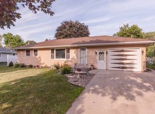 176 Rita Rd, Mankato, MN 56001