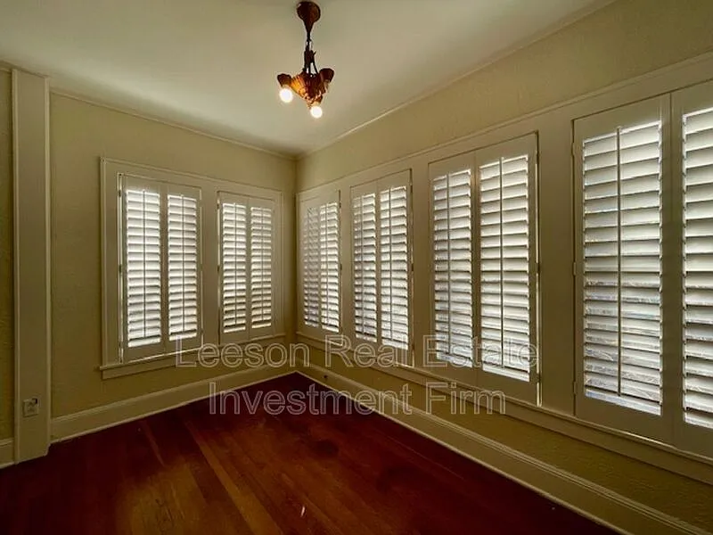 2 bed, 1.0 bath, 1000 sqft, $900 — Photo 4