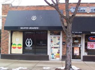 1820 Glenview Rd, Glenview, IL 60025