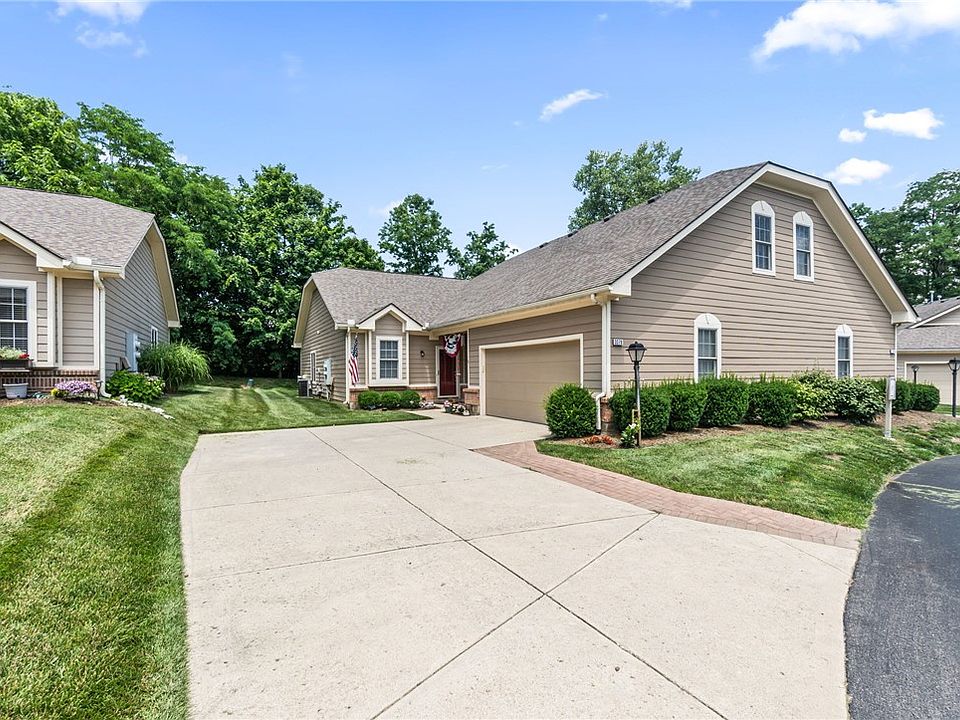 1st image of 3378 Darbyshire Dr