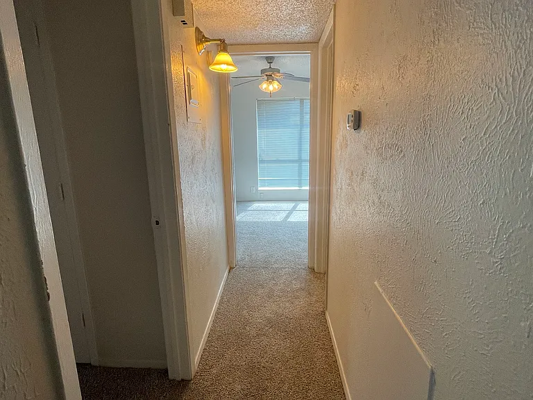 505 Eagle Dr #4 — Photo 4