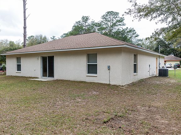 5th image of 5721 NW 61st Ct