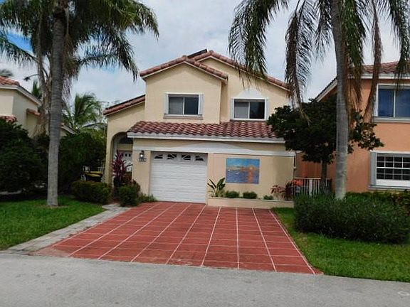 2nd image of 1087 SE 6th Avenue