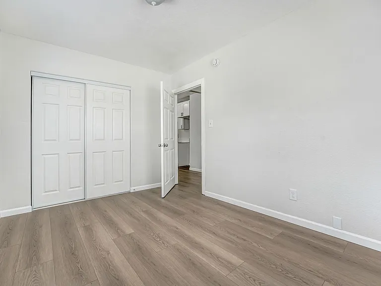 113 California Avenue — Photo 7