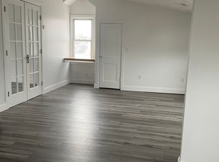 8 Baker St FLOOR 3, Johnston, RI 02919