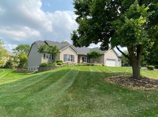 7516 Bonnie Ridge Rd, Crystal Lake, IL 60014