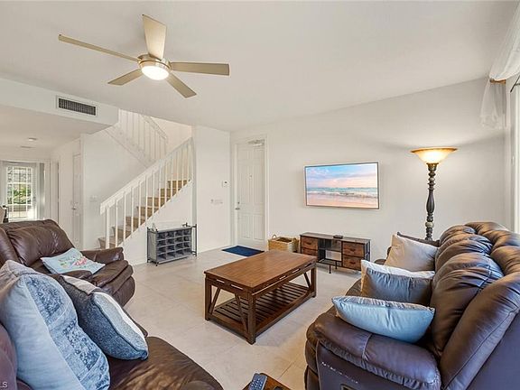 3rd image of 8124 Josefa WAY