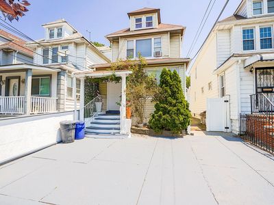 11441 130th St, South Ozone Park, NY, 11420