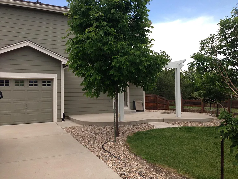 6827 Brittany Dr — Photo 11